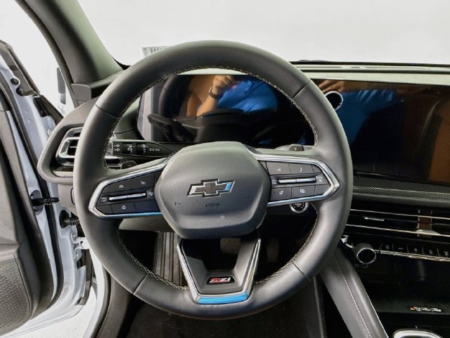 2027 Chevrolet Traverse Z71 - Photo 11