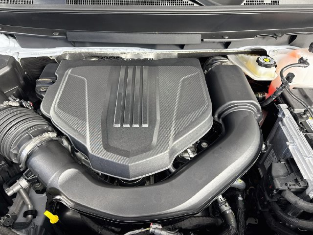 2027 Chevrolet Traverse Z71 - Photo 31