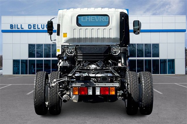 2024 Chevrolet Silverado 4500HD Base photo 4