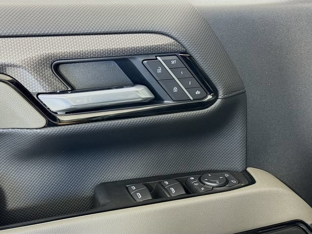 2026 Chevrolet Silverado 2500 HD ZR2 - Photo 18
