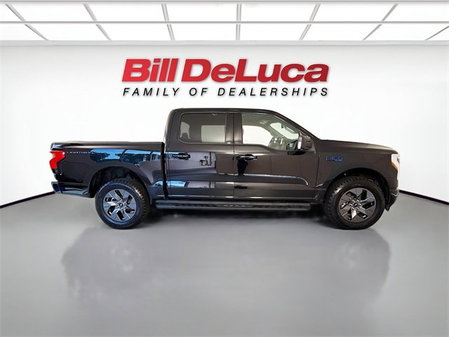 2024 Ford F-150 Lightning photo 3