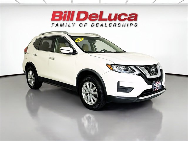 2020 Nissan Rogue SV photo 3