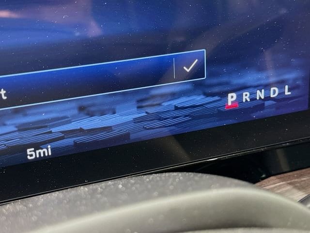 2026 Chevrolet Suburban Premier - Photo 12