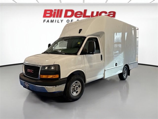 2026 GMC Savana Cutaway Work Van's photo