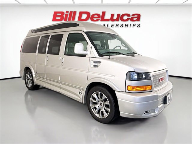 2025 Gmc Savana Cargo 2500 photo 2