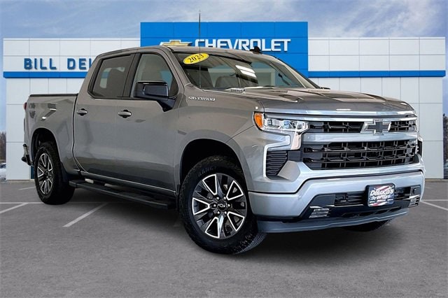 Used 2023 Chevrolet Silverado 1500 RST with VIN 1GCUDEE8XPZ269050 for sale in Haverhill, MA