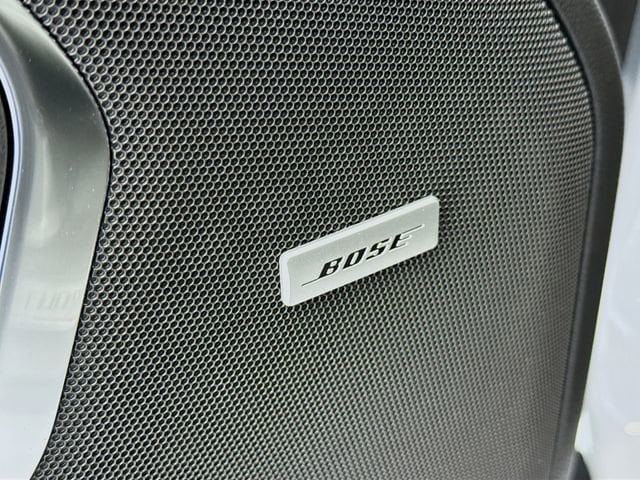 2026 Chevrolet Suburban Premier - Photo 19