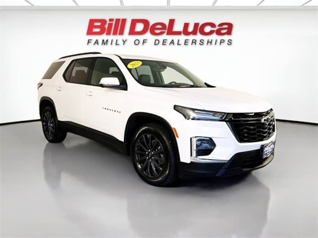 Used 2023 Chevrolet Traverse RS SUV