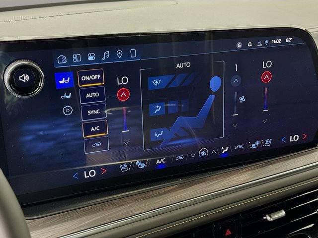 2026 Chevrolet Suburban Premier - Photo 16