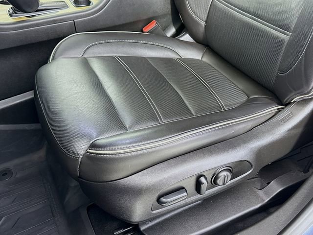 2019 GMC Acadia Denali - Photo 20