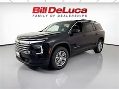 2025 Chevrolet Traverse LT SUV
