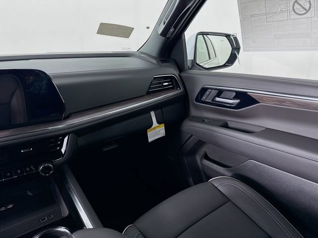2026 Chevrolet Suburban Premier - Photo 25
