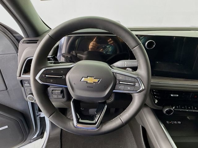 2026 Chevrolet Suburban Premier - Photo 11