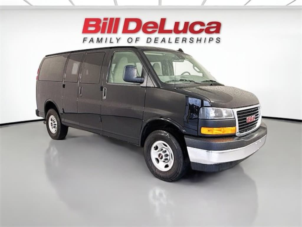 New 2025 GMC Savana Passenger 2500 LT Van