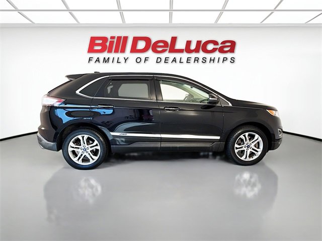 2018 Ford Edge Titanium photo 3