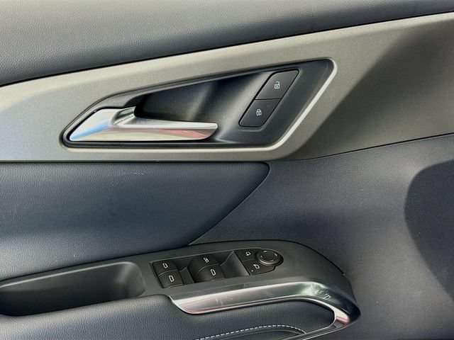 2026 Chevrolet Traverse LT - Photo 18