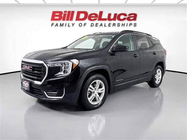 2022 GMC Terrain SLE's photo