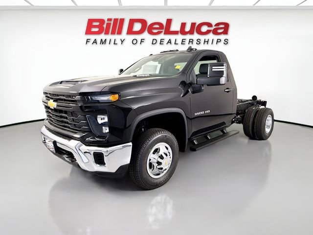 2026 Chevrolet Silverado 3500 Chassis Cab