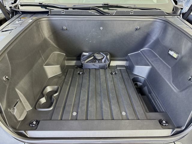 2025 Chevrolet Silverado EV RST - Photo 31