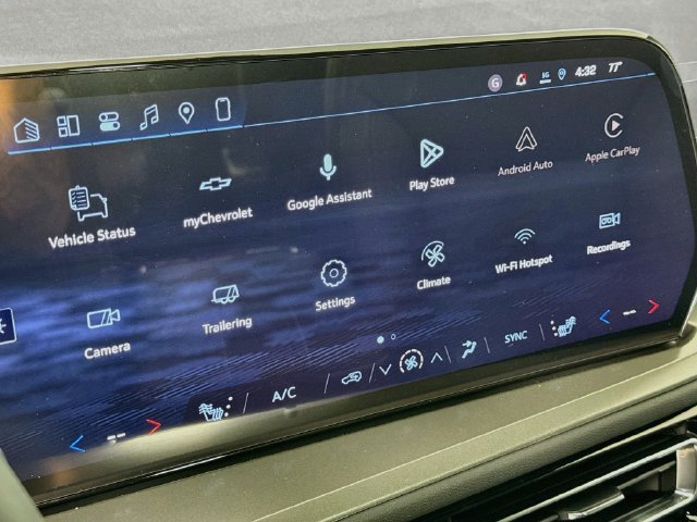 2027 Chevrolet Traverse LT - Photo 15