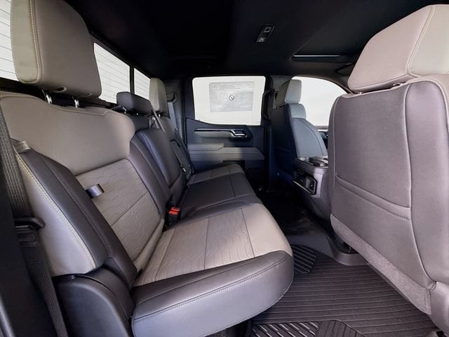 2026 Chevrolet Silverado 1500 ZR2 - Photo 29