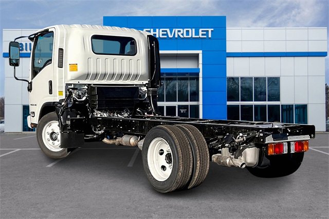 2024 Chevrolet Silverado 4500HD Base photo 3