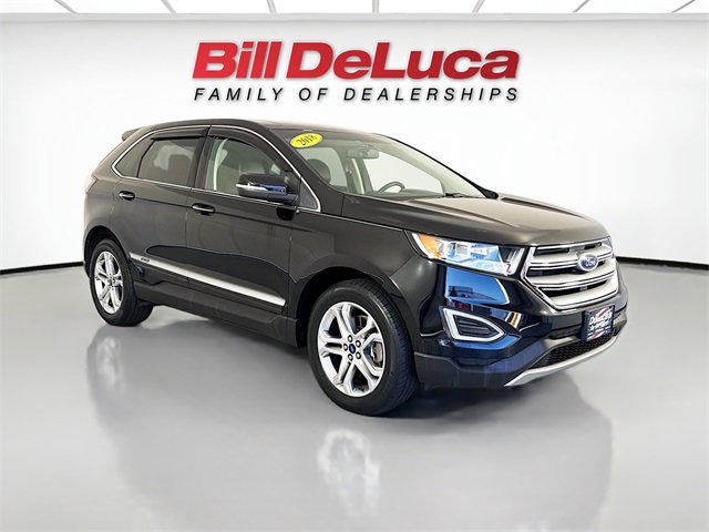 2018 Ford Edge Titanium photo 2