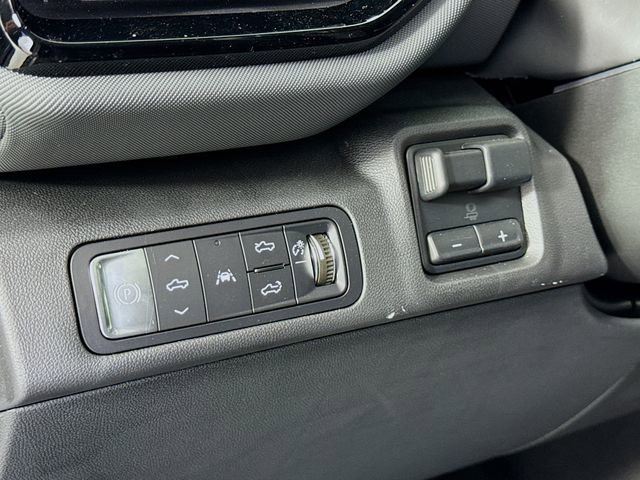 2025 Chevrolet Silverado EV RST - Photo 10