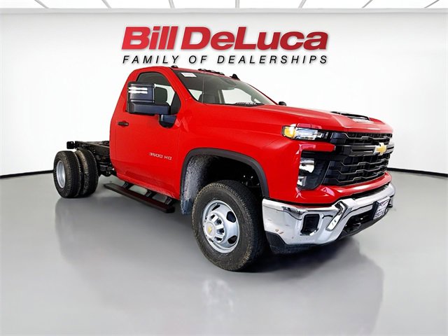 2026 Chevrolet Silverado 3500HD Work Truck photo 3