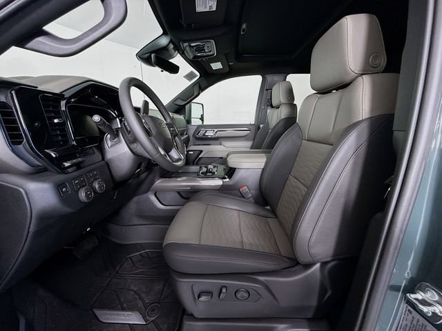 2026 Chevrolet Silverado 2500 HD ZR2 - Photo 22