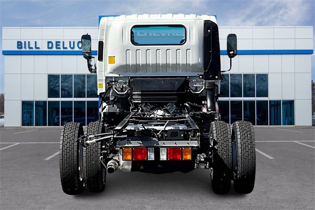 2024 Chevrolet Silverado 4500HD Base photo 4