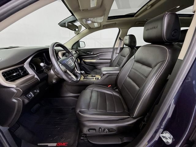 2019 GMC Acadia Denali - Photo 22