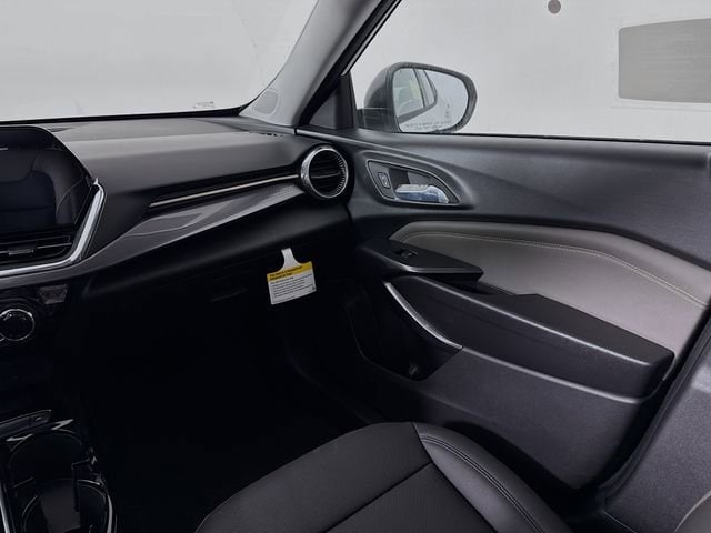 2026 Chevrolet Trax Activ - Photo 23