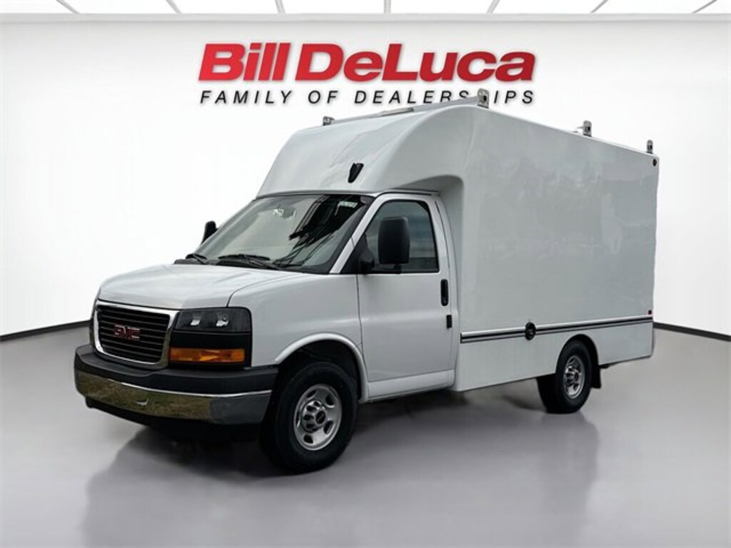 New 2025 GMC Savana Cutaway 3500 12' Aerocell Box Van Cutaway Van