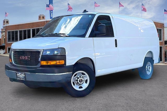 2025 GMC Savana 2500's photo