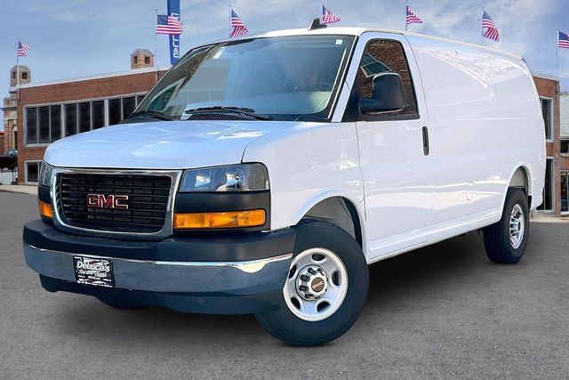 2025 GMC Savana 2500's photo