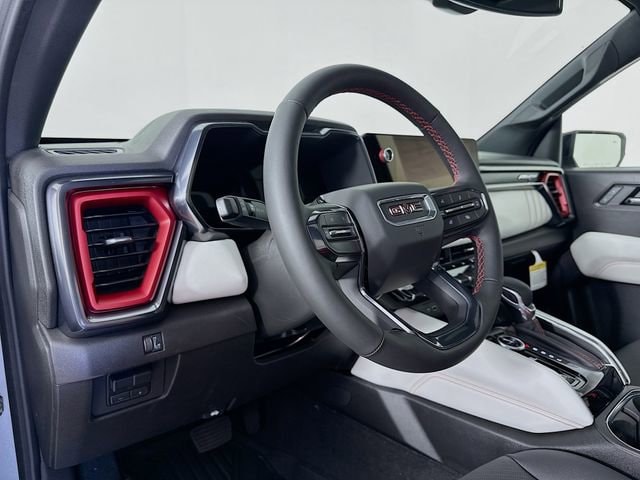 2026 GMC Canyon AT4X - Photo 9