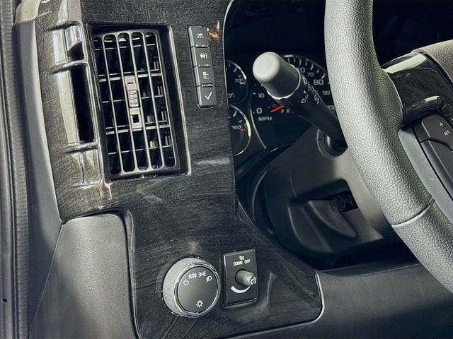 2025 GMC Savana Cargo Work Van - Photo 10