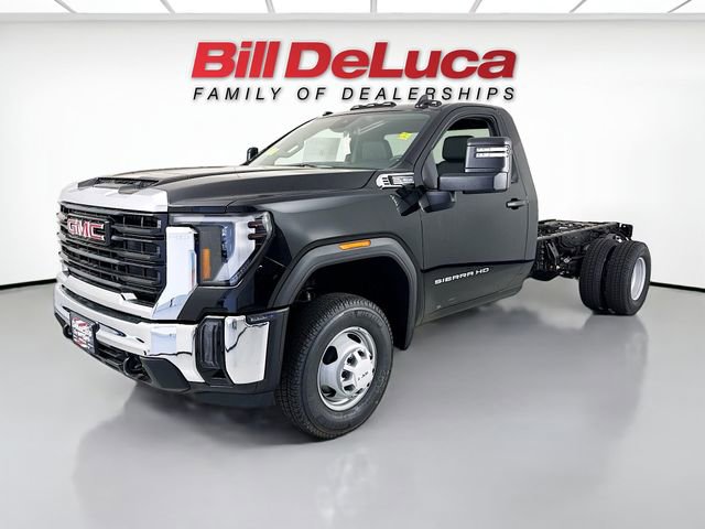 2026 GMC Sierra 3500 HD Chassis Cab Pro Truck