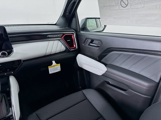 2026 GMC Canyon AT4X - Photo 25