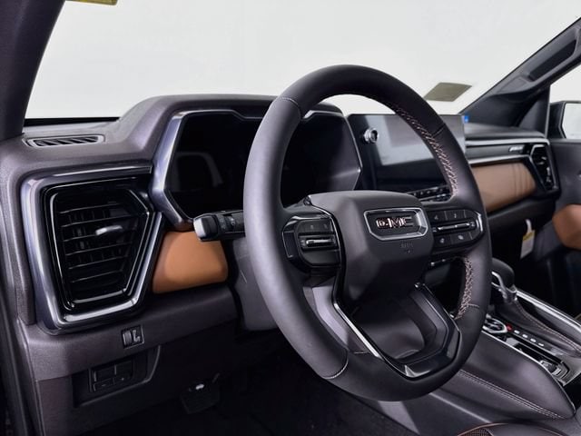 2026 GMC Canyon AT4 - Photo 9