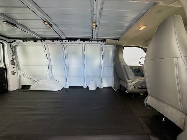 2026 GMC Savana Cargo Work Van - Photo 24