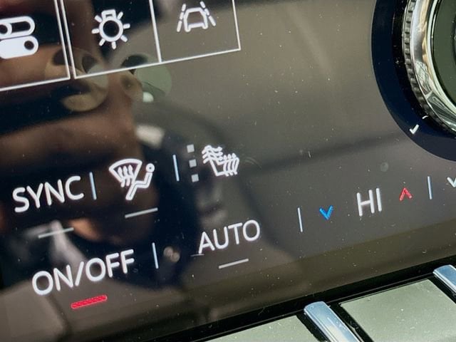 2026 GMC Acadia Elevation - Photo 21