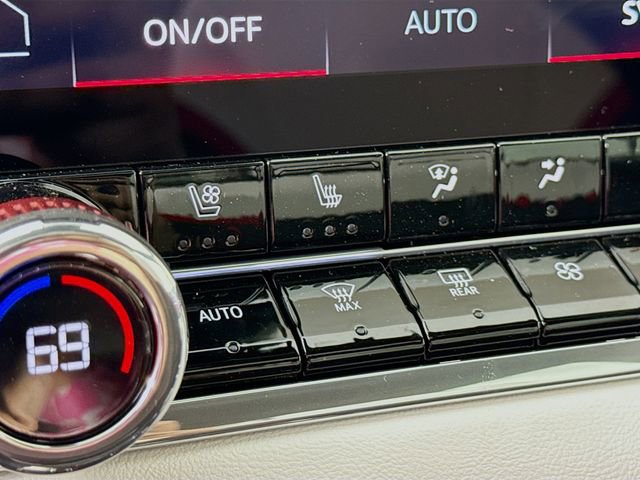2026 GMC Canyon AT4X - Photo 21
