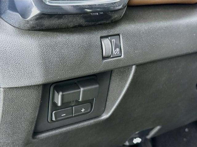 2026 GMC Canyon AT4 - Photo 10