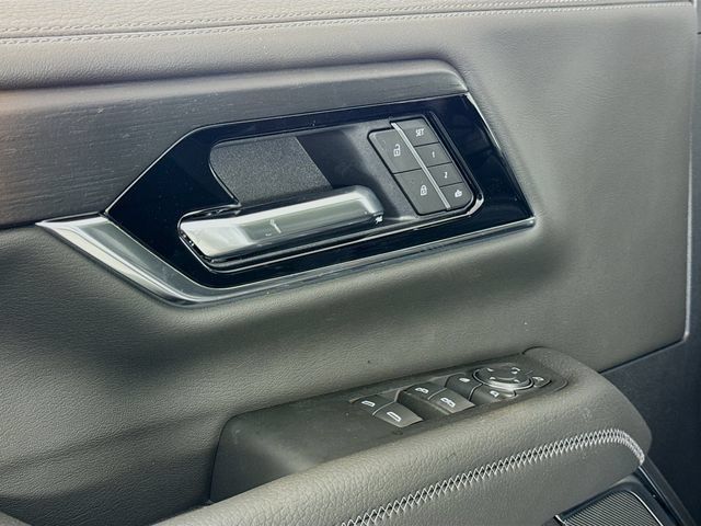 2026 GMC Yukon XL Denali - Photo 18