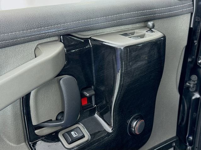 2025 GMC Savana Cargo Work Van - Photo 17