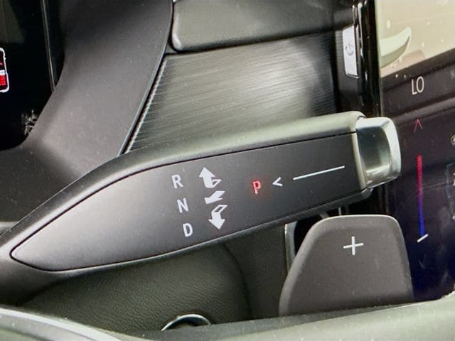 2026 GMC Acadia Elevation - Photo 16