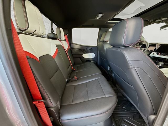 2026 GMC Canyon AT4X - Photo 29