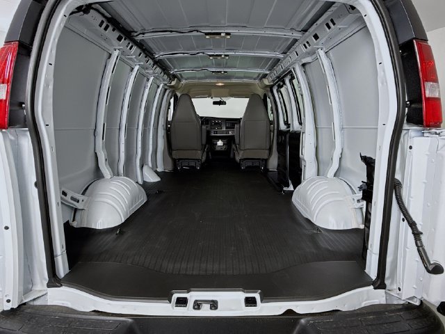 2026 GMC Savana Cargo Work Van - Photo 22